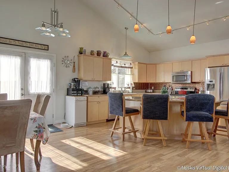 2384 S Paddock Dr — Photo 7