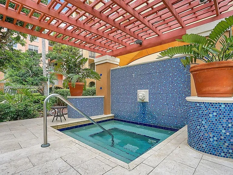 19901 E Country Club Dr #2401 — Photo 40