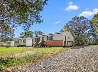 621 North St, Eden, NC 27288