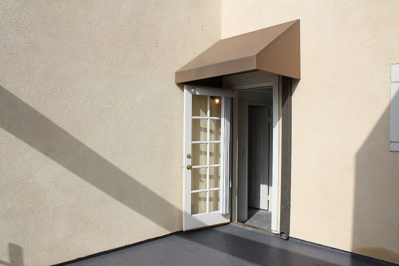 Lido Apartments - 3728 Delmas Terrace — Photo 4