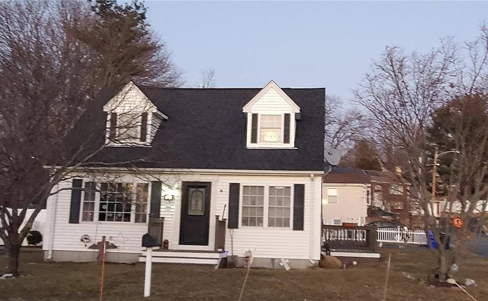 1st image of 24 Sampson Ave