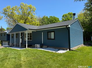 16 Crestview Terrace, Wallingford, CT 06492