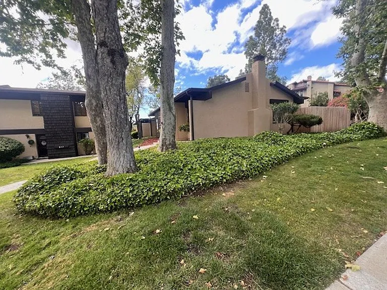 645 Roskilde Rd — Photo 3