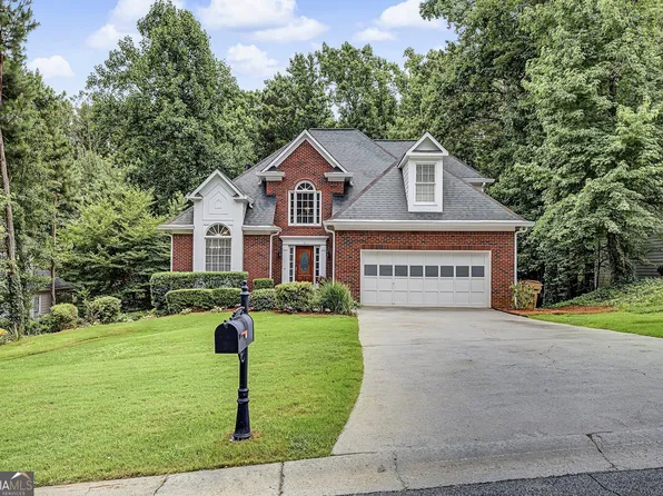 1509 Shadow Ridge Cir, Woodstock, GA 30189