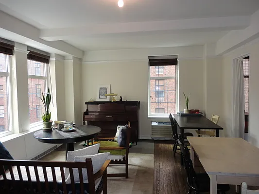 Sold by Sun Pop International | media 2