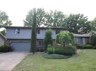 3323 S Graystone Ave, Springfield, MO 65804