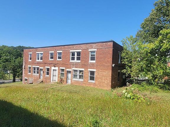 5th image of 4962-4966 Benning Rd SE