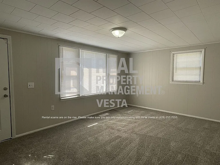 3436 Doster Way — Photo 2