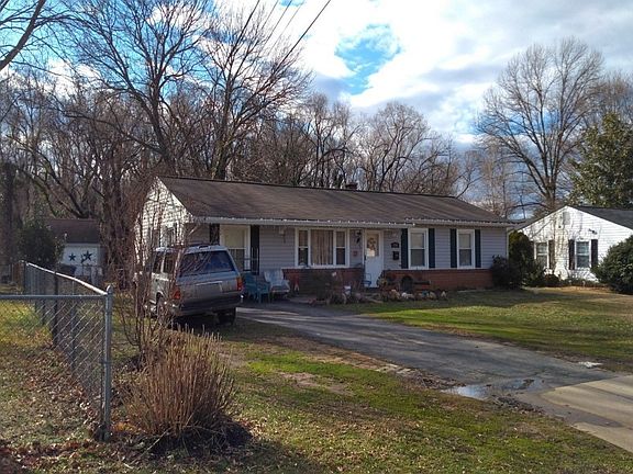 3rd image of 8110 Ashboro Dr