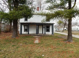 517 W Switzler St, Centralia, MO 65240