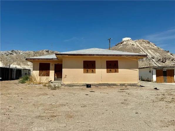 84372 8th St, Trona, CA 93562