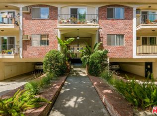 2803 Arizona Ave APT 10, Santa Monica, CA 90404