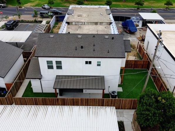 1526 3rd St, Escalon, CA 95320