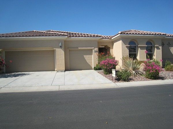 1st image of 81648 Avenida Santiago