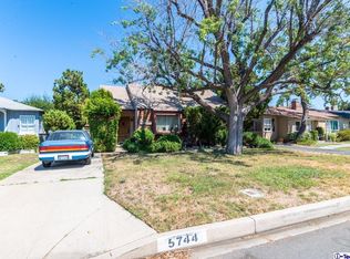 5744 Burnet Ave, Van Nuys, CA 91411