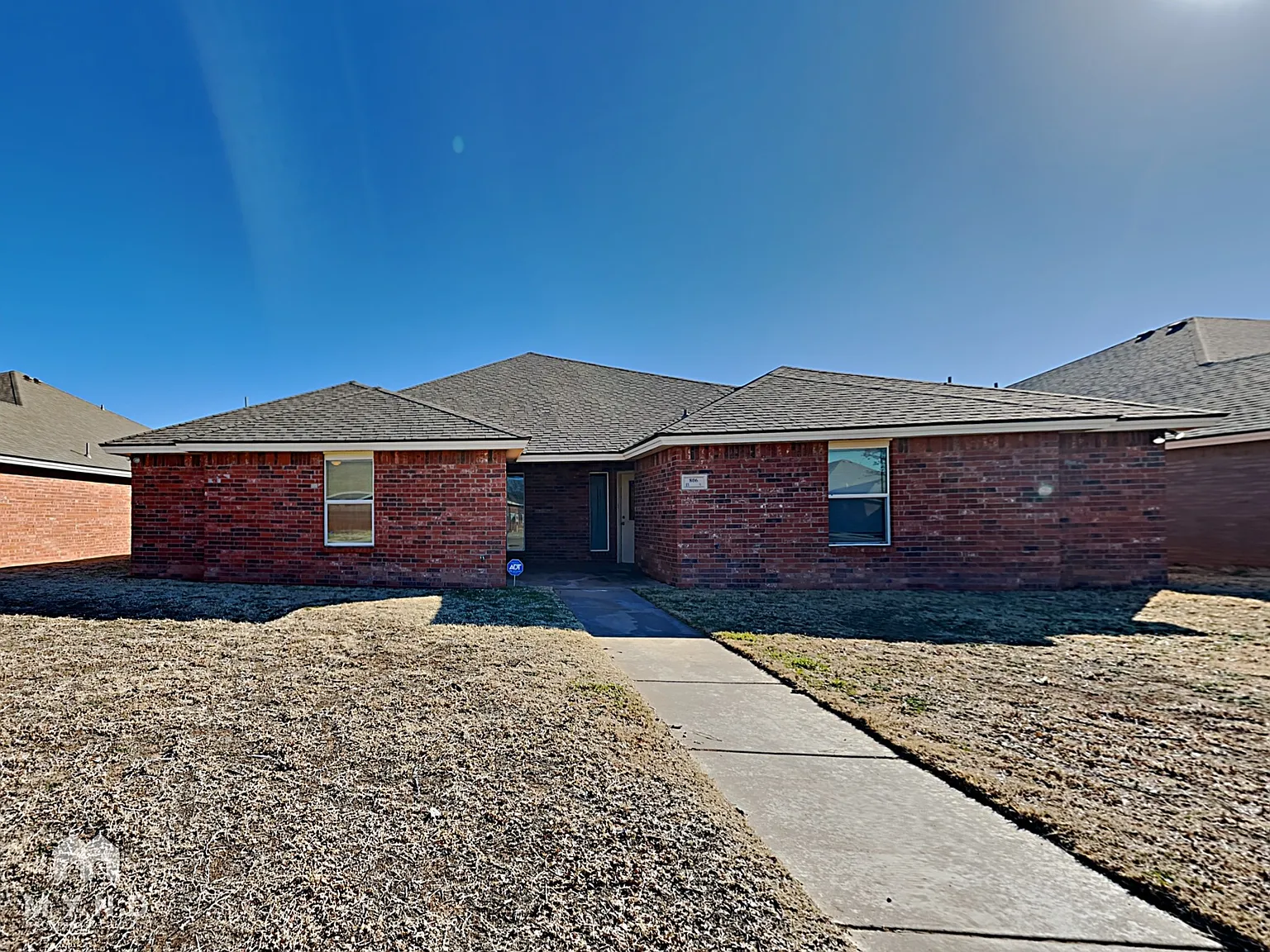 3 bed, 3.0 bath, 1366 sqft, $1,199 — Photo 3