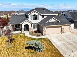 886 E Bay Owl Dr, Kuna, ID 83634