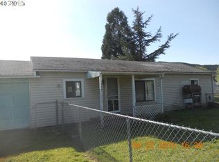 2980 Eagle Valley Rd, Yoncalla, OR 97499