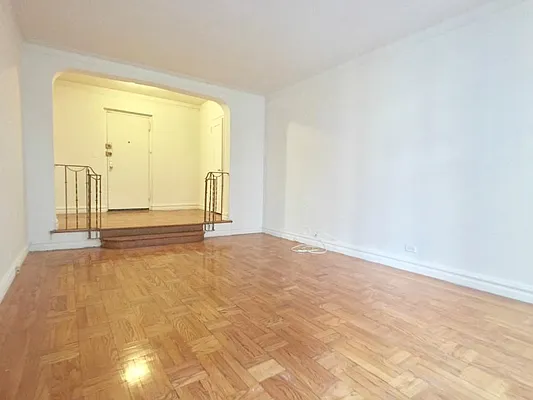 Rented by Sovereign Associates | media 13