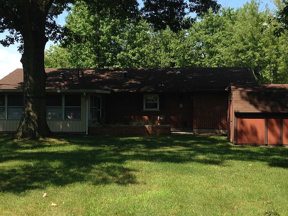 4th image of 2824 Comanche Dr