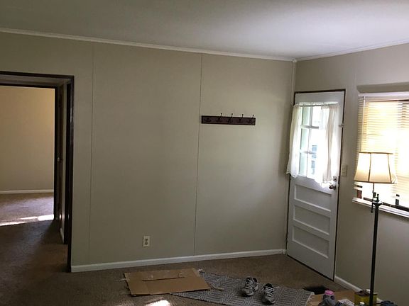 5th image of 1620 S Cotner Blvd