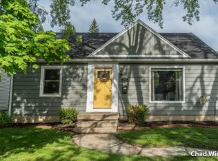 2054 Ontario Ave NE, Grand Rapids, MI 49505