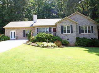 1294 Ripken Dr, Hickory, NC 28602