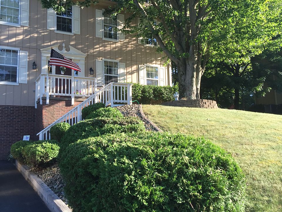 1st image of 449 Monmouth Dr