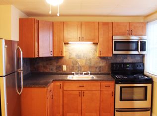 100 North St APT 6, Burlington, VT 05401