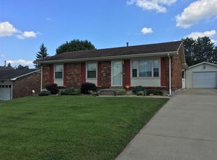 203 Holiday Rd, Winchester, KY 40391