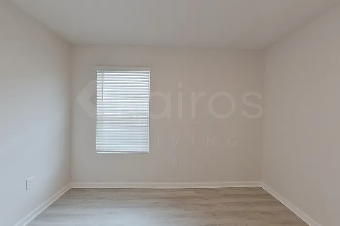 285 Monarch Ln — Photo 21
