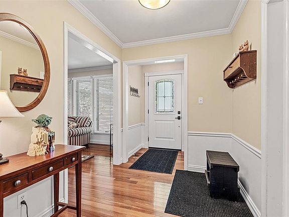 3rd image of 651 Charbray Dr