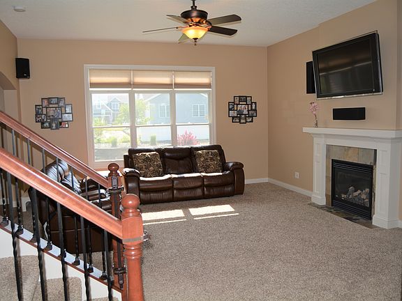 4th image of 5887 Oregon Dr