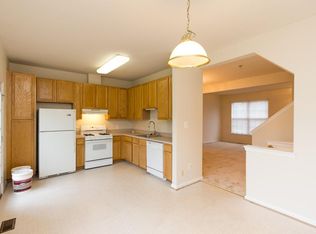 45553 Lake Haven Ter, Sterling, VA 20165