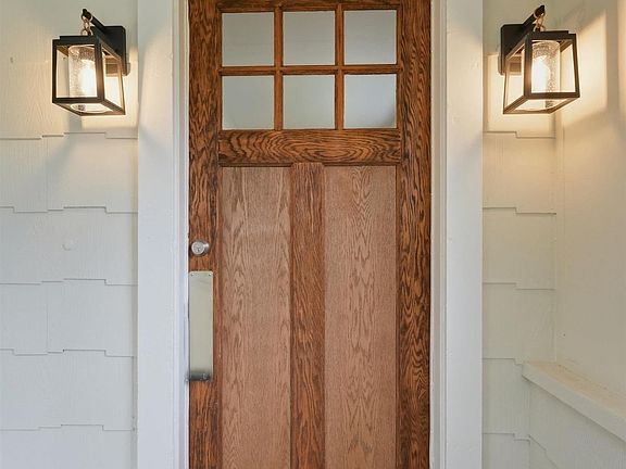 5th image of 229 Center St