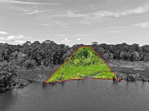 2nd image of 2621 Robin Hood Drive