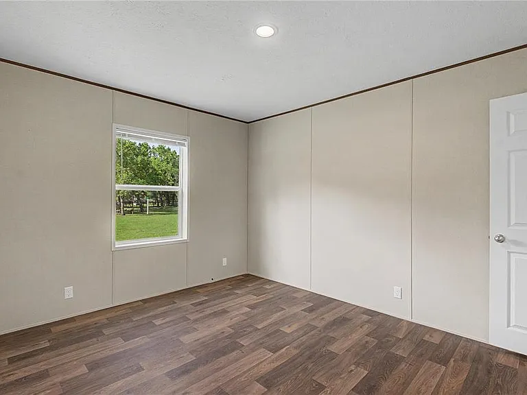 7250 SW 10th St — Photo 19