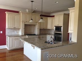 2nd image of 908 Wickham Dr