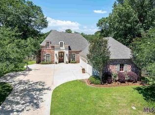 17501 Lake Ct, Greenwell Springs, LA 70739