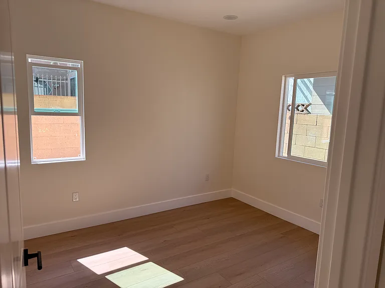 825 Euclid Ave #B — Photo 13