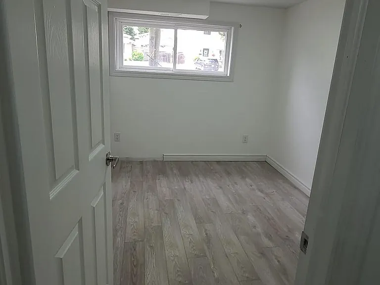 24 Chilton Dr — Photo 11