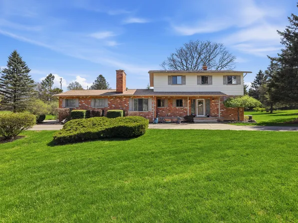 612 Dunross, Milford, MI 48381