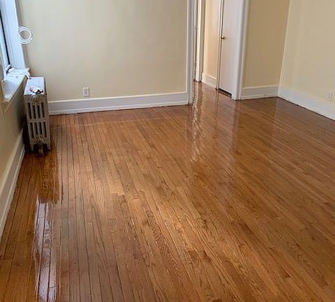 3rd image of 14715 Northern Blvd APT 5E