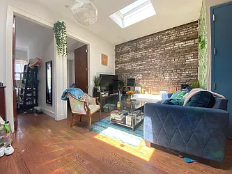 Rented by PadRabbit LLC