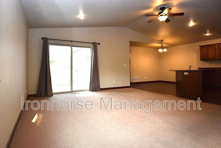 103 Covey Ct #A — Photo 3