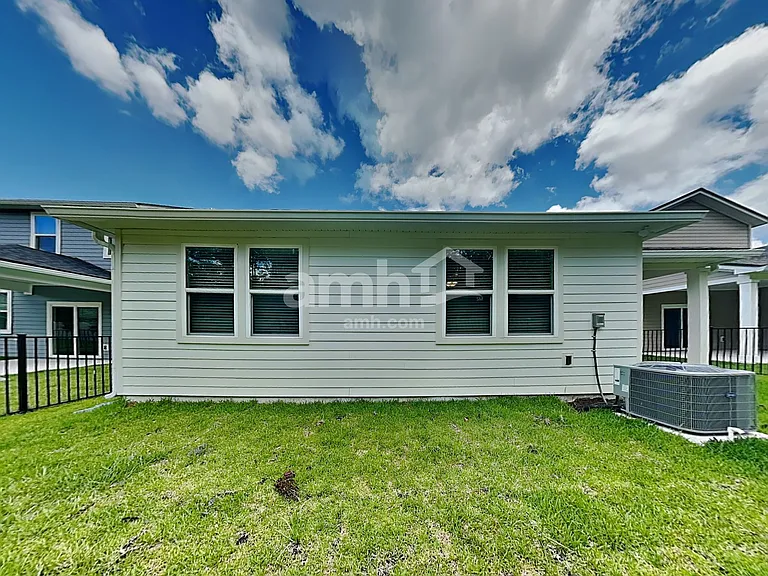 12668 Percy Creek Dr — Photo 25