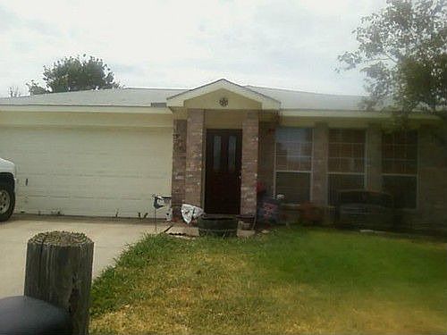 2nd image of 3220 Childress St
