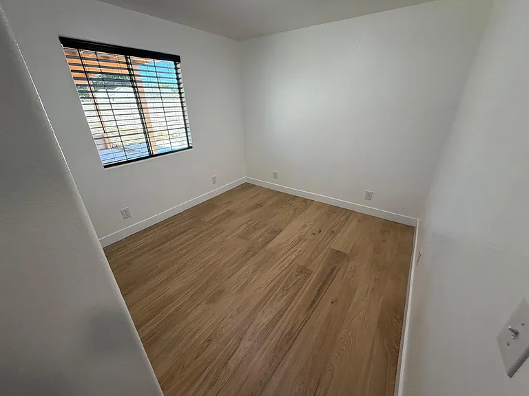 10581 Nopalito St — Photo 11