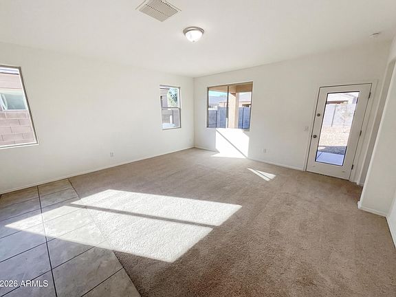 3rd image of 30980 W WELDON Avenue