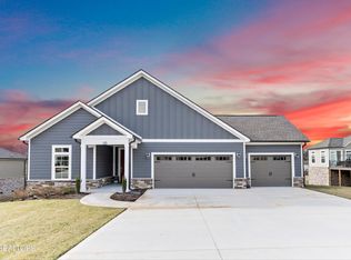 128 Cherry Blossom Ct, Lenoir City, TN 37772